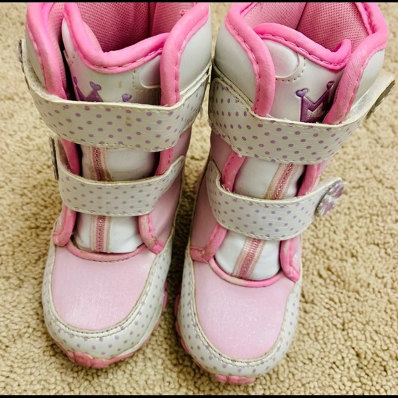 Disney Princess Winter Snow Boots - Picture 10 of 11